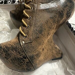 Brown Textured Women's Ankle Boots